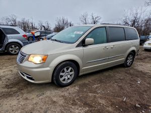 Chrysler Town & Country TOURING 3.6L 6 2013