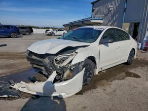 Nissan Altima BASE 2.5L 4 2010