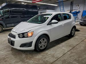 Chevrolet Aveo (Sonic) LT 1.8L 4 2014