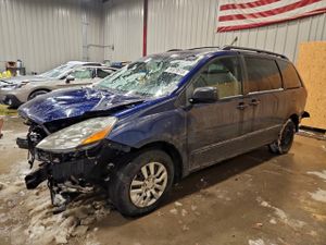 Toyota Sienna CE 3.5L 6 2007