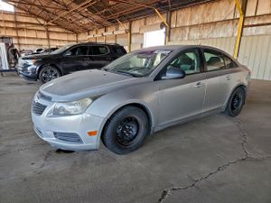 Chevrolet Cruze LS 1.8L 4 2013