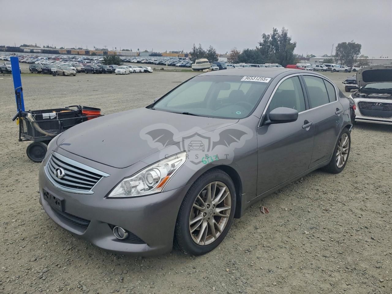 Infiniti G37 BASE 3.7L 6 2013