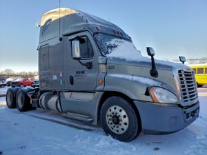 Freightliner Cascadia 14.8L 6 2013