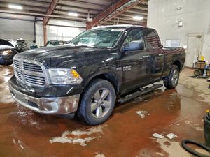RAM 1500 SLT 5.7L 8 2015