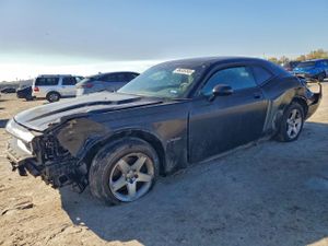 Dodge Challenger SE 3.5L 6 2010