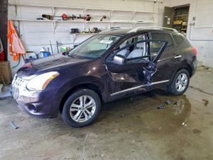 Nissan Rogue S 2.5L 4 2013