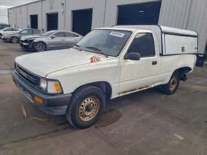 Toyota Hilux 1/2 TON SHORT WHEELBASE 2.4L 4 1991