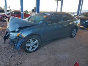 Toyota Camry BASE 2.5L 4 2012