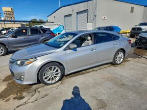 Toyota Avalon BASE 3.5L 6 2013