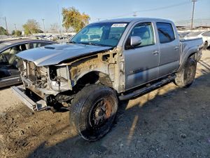 Toyota Tacoma DOUBLE CAB PRERUNNER 4.0L 6 2015