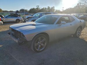 Dodge Challenger SE 3.5L 6 2009