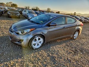 Hyundai Elantra 1.8L 4 2013