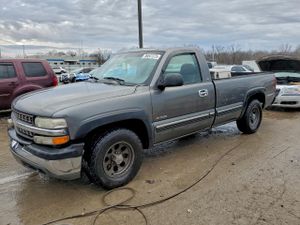 Chevrolet Silverado 1500 C1500 4.8L 8 2002