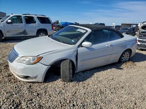 Chrysler 200 TOURING 3.6L 6 2011