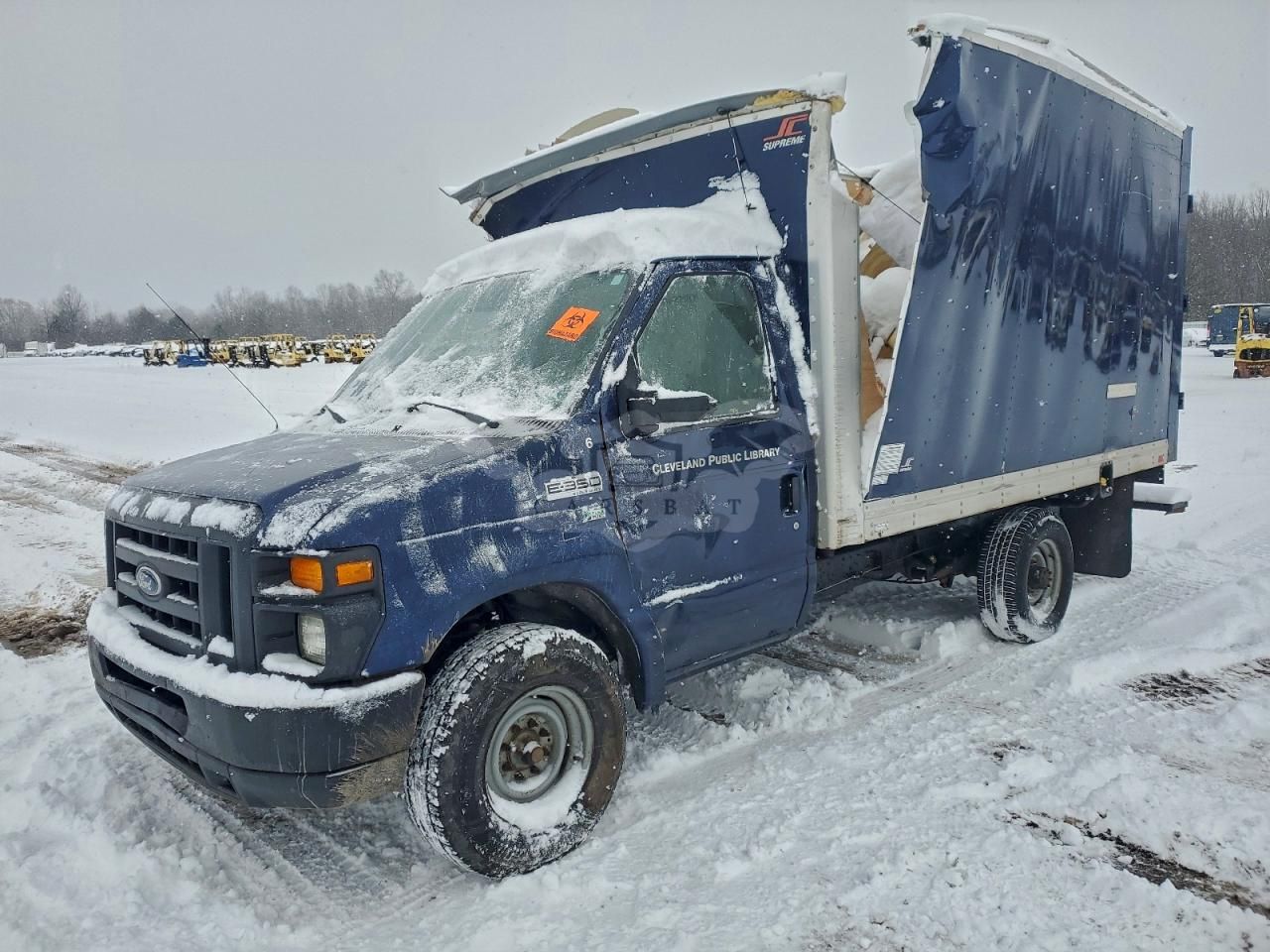 Ford Econoline E350 SUPER DUTY CUTAWAY VAN 5.4L 8 2015