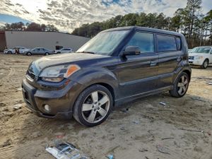 Kia Soul + 2.0L 4 2010
