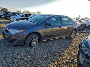 Toyota Camry L 2.5L 4 2013