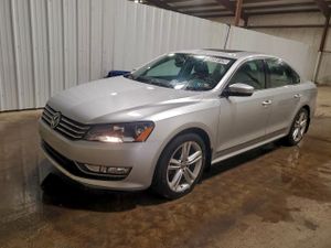 Volkswagen Passat SE 1.8L 4 2015