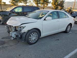 Toyota Camry BASE 2.5L 4 2010