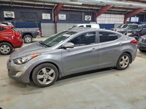 Hyundai Elantra GLS 1.8L 4 2013