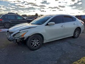 Nissan Altima 2.5 2.5L 4 2015
