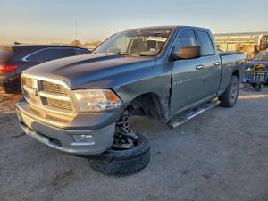 Dodge RAM SLT 5.7L 8 2012