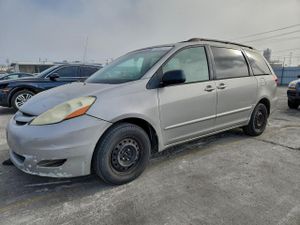 Toyota Sienna CE 3.3L 6 2006