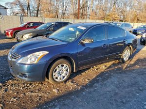Nissan Altima BASE 2.5L 4 2010