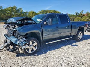 GMC Sierra K2500 SLT 6.6L 8 2014