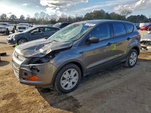 Ford Escape S 2.5L 4 2014