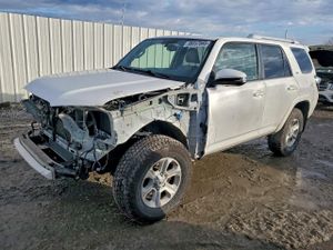 Toyota 4Runner SR5 4.0L 6 2014