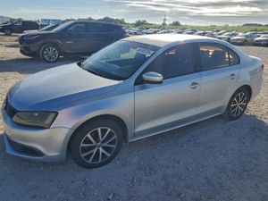 Volkswagen Jetta SE 2.5L 5 2011