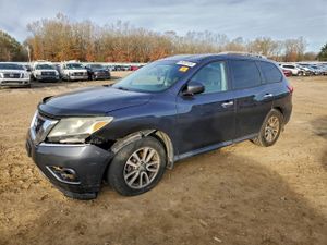 Nissan Pathfinder S 3.5L 6 2014