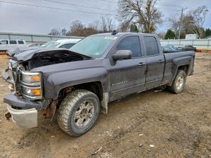 Chevrolet Silverado 1500 K1500 LT 5.3L 8 2015
