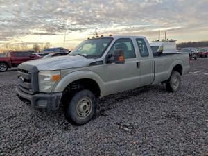 Ford F-350 SUPER DUTY 6.2L 8 2015