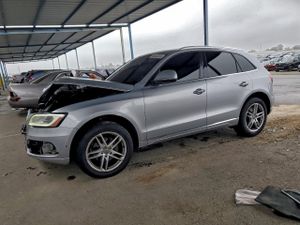 Audi Q5 PREMIUM PLUS 2.0L 4 2015