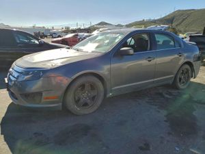 Ford Fusion SE 2.5L 4 2010