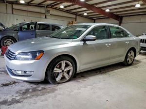 Volkswagen Passat S 1.8L 4 2015