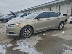 Ford Fusion SE 2.5L 4 2015