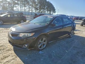 Toyota Camry SE 3.5L 6 2012