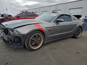 Ford Mustang GT 5.0L 8 2013
