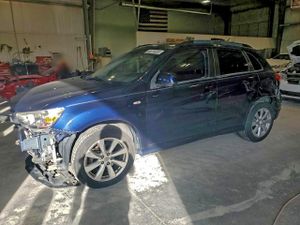 Mitsubishi Outlander SE 2.0L 4 2012