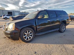 GMC Yukon DENALI 6.2L 8 2012