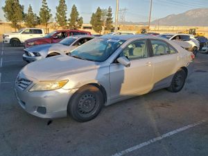Toyota Camry BASE 2.5L 4 2011