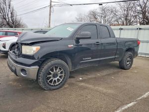 Toyota Tundra DOUBLE CAB SR5 5.7L 8 2012