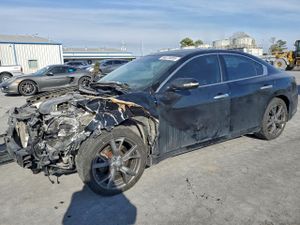 Nissan Maxima S 3.5L 6 2014