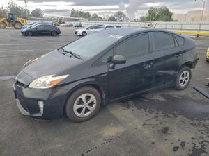 Toyota Prius 1.8L 4 2012