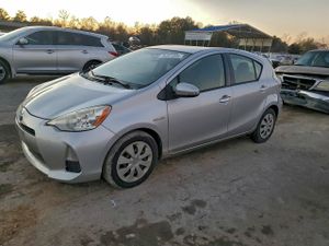 Toyota Prius 1.5L 4 2014