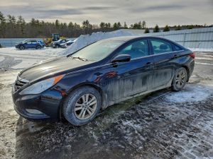 Hyundai Sonata GLS 2.4L 4 2013