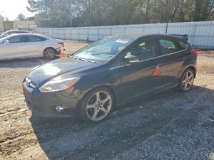 Ford Focus TITANIUM 2.0L 4 2012